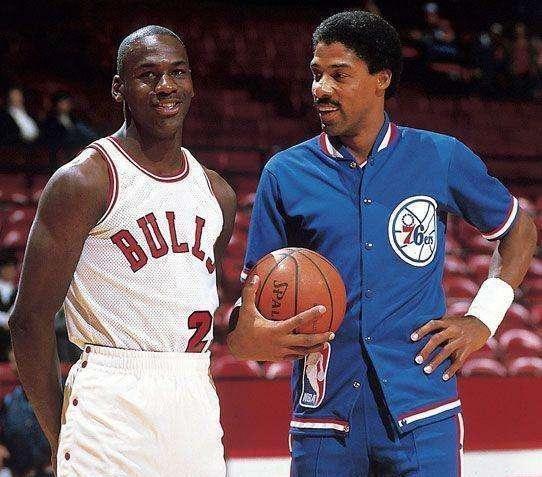 简易的球场 简易的球场