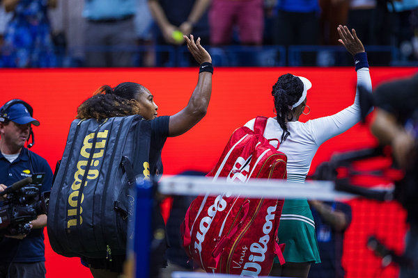 当所有目光 当所有目光